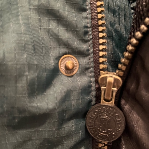 Storm Tech green like new zip men’s mesh lined jacket. - Picture 3 of 8